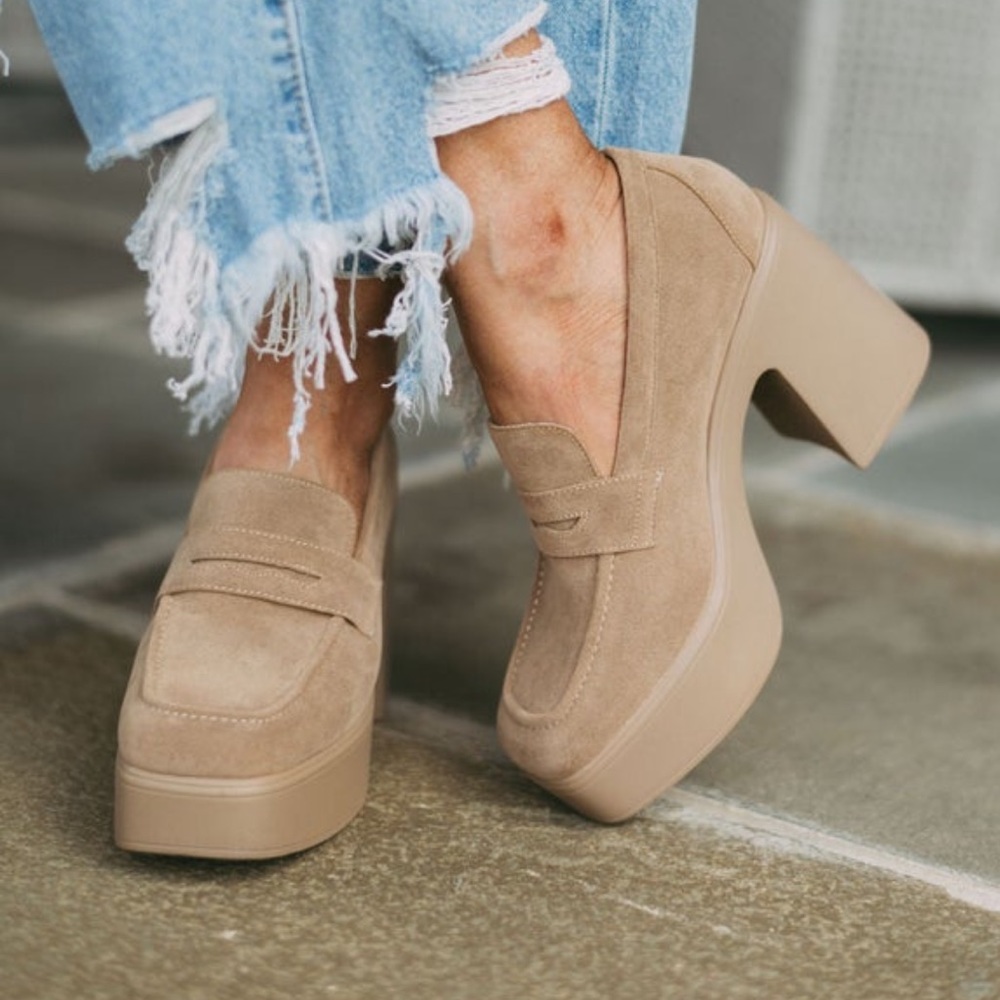 Halona Loafers